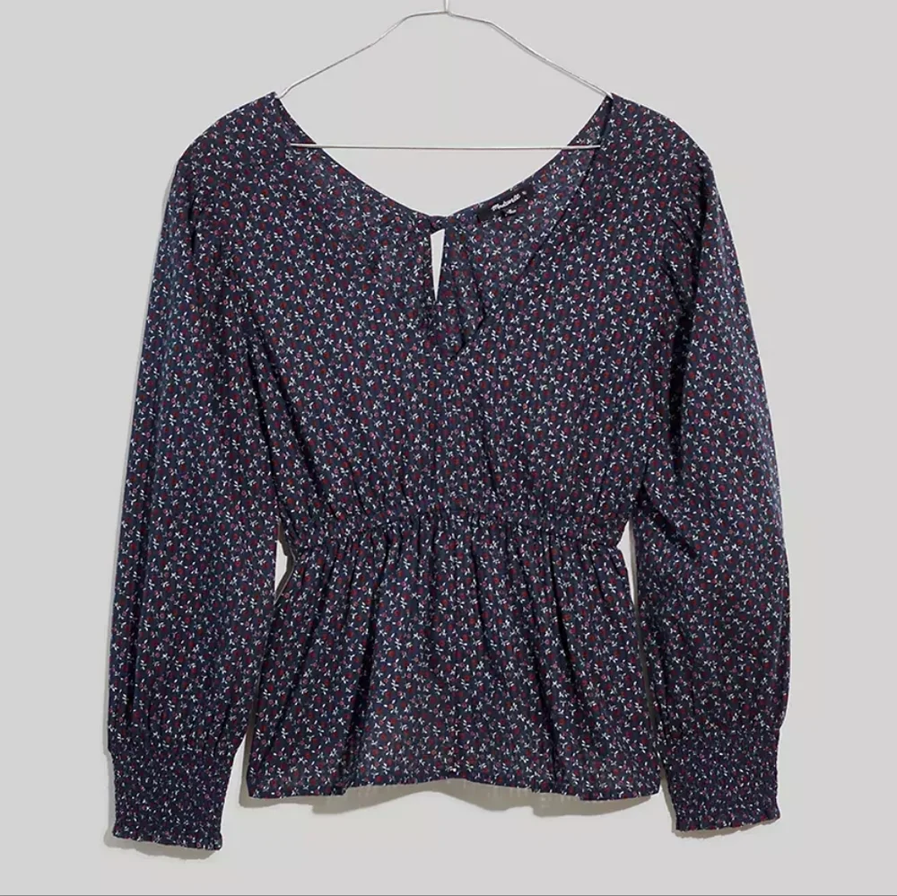 Sold! NWT Madewell Tie-Back Peplum Puff Sleeve Top - Picture 14 of 15